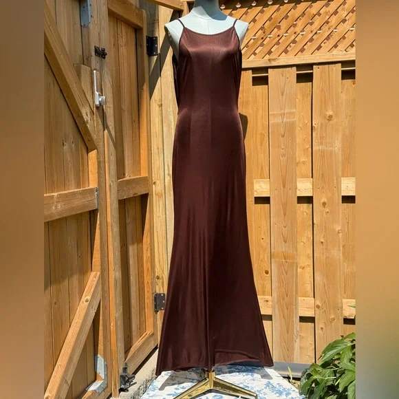 🆕 RAT & BOA 🧿 NWOT Deia Slinky Little Brown Jersey Dress, Sz M US 6 - Picture 3 of 16